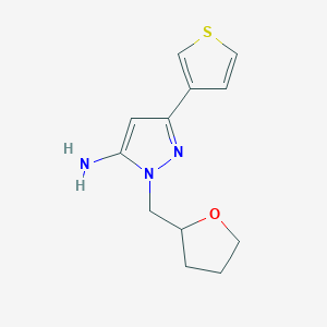 molecular formula C12H15N3OS B1483912 1-((tetrahydrofuran-2-yl)methyl)-3-(thiophen-3-yl)-1H-pyrazol-5-amine CAS No. 2098019-01-1