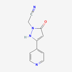 2-(5-hydroxy-3-(pyridin-4-yl)-1H-pyrazol-1-yl)acetonitrile