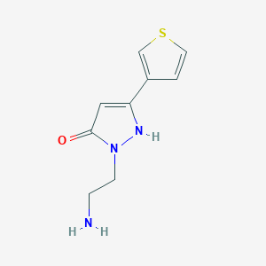 molecular formula C9H11N3OS B1483970 1-(2-aminoethyl)-3-(thiophen-3-yl)-1H-pyrazol-5-ol CAS No. 2092250-20-7