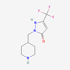molecular formula C10H14F3N3O B1484032 1-(piperidin-4-ylmethyl)-3-(trifluoromethyl)-1H-pyrazol-5-ol CAS No. 2097966-66-8
