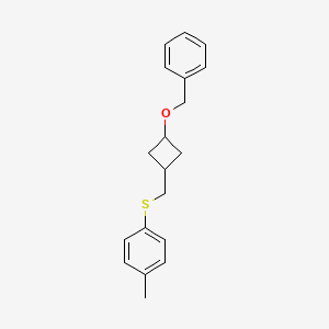 molecular formula C19H22OS B1484249 Benzyl 3-{[(4-methylphenyl)sulfanyl]methyl}cyclobutyl ether CAS No. 2205504-21-6