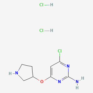 molecular formula C8H13Cl3N4O B1484254 4-Chloro-6-(pyrrolidin-3-yloxy)pyrimidin-2-amine dihydrochloride CAS No. 2109195-06-2