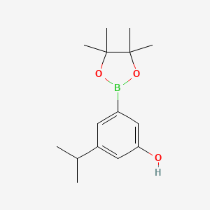 molecular formula C15H23BO3 B14844018 3-Isopropyl-5-(4,4,5,5-tetramethyl-1,3,2-dioxaborolan-2-YL)phenol 