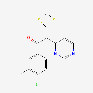 molecular formula C15H11ClN2OS2 B1484558 1-(4-Chloro-3-methylphenyl)-2-(1,3-dithietan-2-ylidene)-2-(4-pyrimidinyl)-1-ethanone CAS No. 2203842-99-1