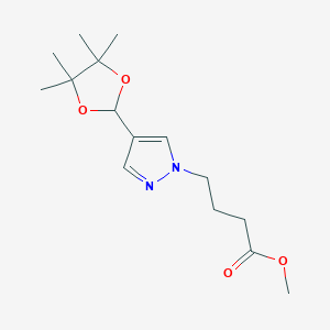 molecular formula C15H24N2O4 B1484641 4-[4-(4,4,5,5-Tetramethyl-[1,3]dioxolan-2-yl)-pyrazol-1-yl]-butyric acid methyl ester CAS No. 2206609-90-5