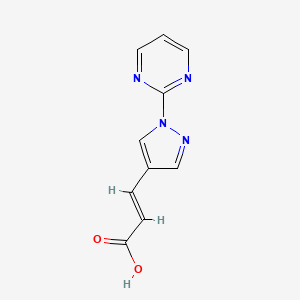 molecular formula C10H8N4O2 B1485034 (2E)-3-[1-(嘧啶-2-基)-1H-吡唑-4-基]丙-2-烯酸 CAS No. 2089574-72-9