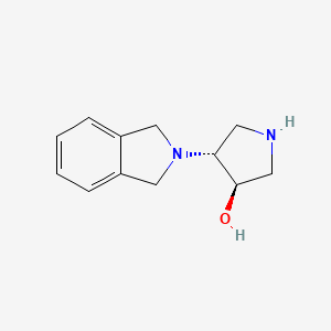molecular formula C12H16N2O B1485068 (3R,4R)-4-(2,3-dihydro-1H-isoindol-2-yl)pyrrolidin-3-ol CAS No. 1847393-93-4