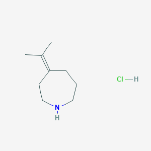 molecular formula C9H18ClN B1485180 4-(Propan-2-ylidene)azepane hydrochloride CAS No. 2098021-50-0
