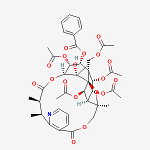 [(1S,3R,13S,14R,17S,18R,19R,20R,21S,22R,23R,24R,25S)-18,21,22,24-tetraacetyloxy-20-(acetyloxymethyl)-25-hydroxy-3,13,14,25-tetramethyl-6,15-dioxo-2,5,16-trioxa-11-azapentacyclo[15.7.1.01,20.03,23.07,12]pentacosa-7(12),8,10-trien-19-yl] benzoate