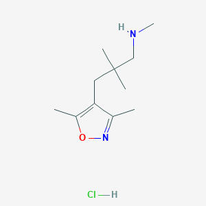 molecular formula C11H21ClN2O B1485337 [3-(3,5-Dimethyl-1,2-oxazol-4-yl)-2,2-dimethylpropyl](methyl)amine hydrochloride CAS No. 2098063-59-1