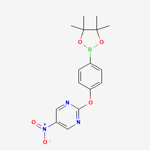 molecular formula C16H18BN3O5 B1485789 5-Nitro-2-(4-(4,4,5,5-tetramethyl-1,3,2-dioxaborolan-2-yl)phenoxy)pyrimidine CAS No. 1622210-63-2