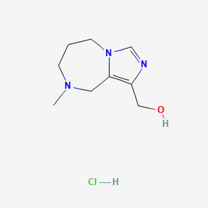 molecular formula C9H16ClN3O B1486005 (8-Methyl-6,7,8,9-tetrahydro-5H-imidazo[1,5-a][1,4]diazepin-1-yl)methanol hydrochloride CAS No. 2203071-19-4