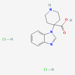 molecular formula C13H17Cl2N3O2 B1486040 4-(1H-Benzimidazol-1-yl)-4-piperidinecarboxylic acid dihydrochloride CAS No. 2204562-15-0