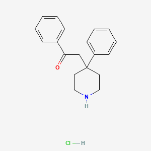 molecular formula C19H22ClNO B1486141 1-Phenyl-2-(4-phenyl-4-piperidinyl)-1-ethanone hydrochloride CAS No. 2206965-88-8