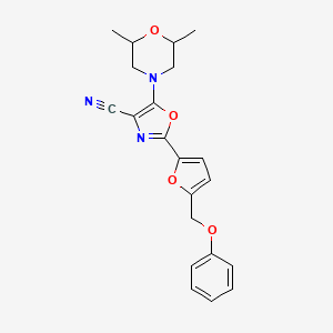 5-(2,6-Dimethylmorpholino)-2-(5-(phenoxymethyl)furan-2-yl)oxazole-4-carbonitrile