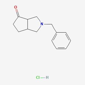 molecular formula C14H18ClNO B1487268 2-Benzylhexahydrocyclopenta[c]pyrrol-4(1H)-one hydrochloride CAS No. 913575-08-3