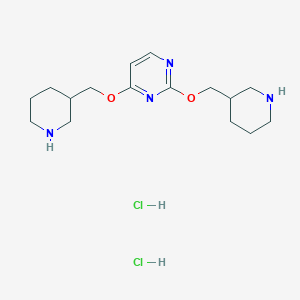 B1487329 2-(3-Piperidinylmethoxy)-4-pyrimidinyl 3-piperidinylmethyl ether dihydrochloride CAS No. 2203070-34-0
