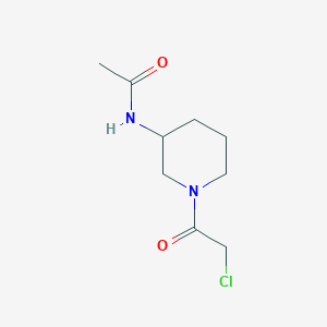 molecular formula C9H15ClN2O2 B1487583 N-[1-(2-cloroacetil)piperidin-3-il]acetamida CAS No. 1182969-06-7