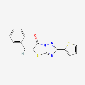 molecular formula C15H9N3OS2 B14877777 (E)-5-benzylidene-2-(thiophen-2-yl)thiazolo[3,2-b][1,2,4]triazol-6(5H)-one 