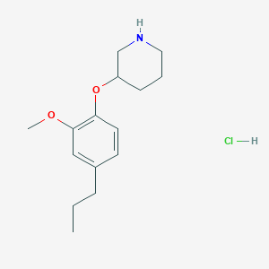 molecular formula C15H24ClNO2 B1488011 盐酸 2-甲氧基-4-丙基苯基 3-哌啶基醚 CAS No. 1220019-58-8