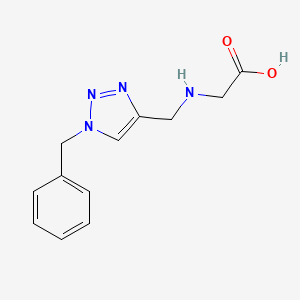 molecular formula C12H14N4O2 B1488130 ((1-苄基-1H-1,2,3-三唑-4-基)甲基)甘氨酸 CAS No. 1058159-07-1