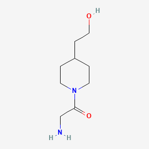 molecular formula C9H18N2O2 B1488180 2-Amino-1-[4-(2-hydroxyethyl)piperidino]ethanone CAS No. 1606176-58-2