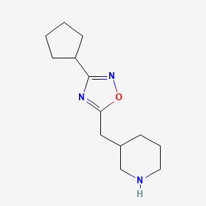 3-Cyclopentyl-5-(piperidin-3-ylmethyl)-1,2,4-oxadiazole