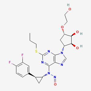 molecular formula C24H28F2N6O5S B14888325 N-((1R,2S)-2-(3,4-Difluorophenyl)cyclopropyl)-N-(9-((1R,2S,3S,4S)-2,3-dihydroxy-4-(2-hydroxyethoxy)cyclopentyl)-2-(propylthio)-9H-purin-6-yl)nitrous amide 