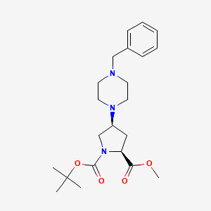 molecular formula C22H33N3O4 B14896103 Methyl (2S,4S)-1-Boc-4-(4-benzyl-1-piperazinyl)pyrrolidine-2-carboxylate 