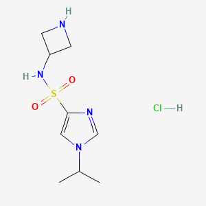 molecular formula C9H17ClN4O2S B1490157 N-(azetidin-3-yl)-1-isopropyl-1H-imidazole-4-sulfonamide hydrochloride CAS No. 2097969-36-1