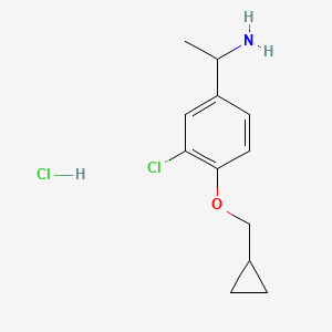 molecular formula C12H17Cl2NO B1490525 1-(3-氯-4-环丙基甲氧基苯基)-乙胺盐酸盐 CAS No. 2205505-15-1