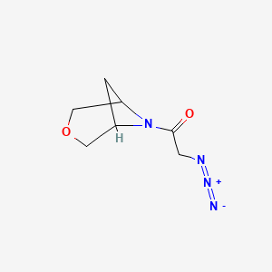 molecular formula C7H10N4O2 B1490878 2-Azido-1-(3-oxa-6-azabicyclo[3.1.1]heptan-6-yl)ethan-1-one CAS No. 2098077-97-3