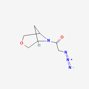 molecular formula C7H10N4O2 B1490878 2-Azido-1-(3-oxa-6-azabicyclo[3.1.1]heptan-6-yl)ethan-1-on CAS No. 2098077-97-3