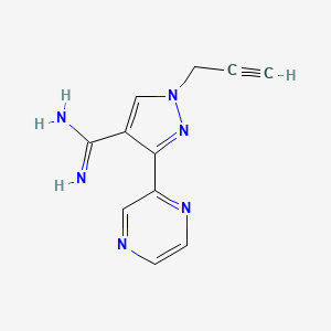 molecular formula C11H10N6 B1490991 1-(prop-2-yn-1-yl)-3-(pyrazin-2-yl)-1H-pyrazole-4-carboximidamide CAS No. 2098014-73-2