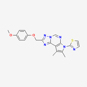 2-[(4-methoxyphenoxy)methyl]-8,9-dimethyl-7-(1,3-thiazol-2-yl)-7H-pyrrolo[3,2-e][1,2,4]triazolo[1,5-c]pyrimidine