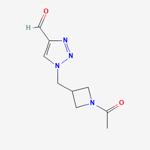 molecular formula C9H12N4O2 B1492127 1-((1-乙酰基氮杂环丁-3-基)甲基)-1H-1,2,3-三唑-4-甲醛 CAS No. 2092561-97-0