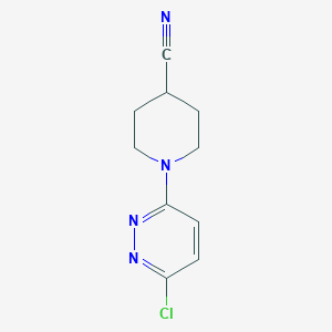 molecular formula C10H11ClN4 B1492155 1-(6-Chloropyridazin-3-yl)piperidine-4-carbonitrile CAS No. 2097967-02-5