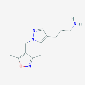 molecular formula C12H18N4O B1492257 3-{1-[(3,5-二甲基-1,2-恶唑-4-基)甲基]-1H-吡唑-4-基}丙-1-胺 CAS No. 2098027-62-2