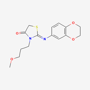 (2Z)-2-(2,3-dihydro-1,4-benzodioxin-6-ylimino)-3-(3-methoxypropyl)-1,3-thiazolidin-4-one