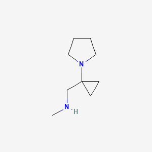 molecular formula C9H18N2 B1492566 N-methyl-1-(1-(pyrrolidin-1-yl)cyclopropyl)methanamine CAS No. 2092035-71-5