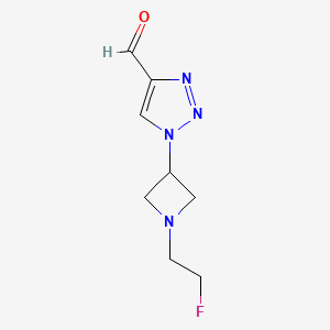 molecular formula C8H11FN4O B1492629 1-(1-(2-氟乙基)氮杂环丁-3-基)-1H-1,2,3-三唑-4-甲醛 CAS No. 2098109-96-5