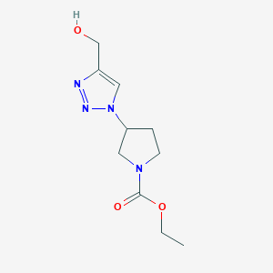molecular formula C10H16N4O3 B1492658 ethyl 3-(4-(hydroxymethyl)-1H-1,2,3-triazol-1-yl)pyrrolidine-1-carboxylate CAS No. 2098123-38-5