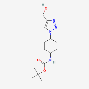 molecular formula C14H24N4O3 B1492730 叔丁基(4-(4-(羟甲基)-1H-1,2,3-三唑-1-基)环己基)氨基甲酸酯 CAS No. 2097996-52-4