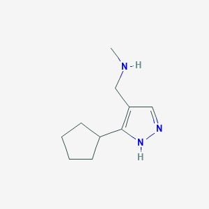 molecular formula C10H17N3 B1492928 1-(5-cyclopentyl-1H-pyrazol-4-yl)-N-methylmethanamine CAS No. 1525603-13-7