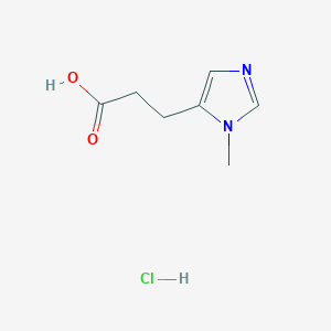 molecular formula C7H11ClN2O2 B1492950 3-(1-甲基-1H-咪唑-5-基)丙酸盐酸盐 CAS No. 1225439-38-2