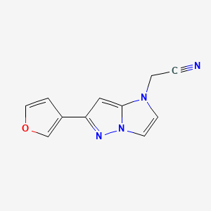 molecular formula C11H8N4O B1493016 2-(6-(furan-3-yl)-1H-imidazo[1,2-b]pyrazol-1-yl)acetonitrile CAS No. 2098141-33-2