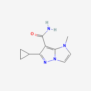 molecular formula C10H12N4O B1493028 6-环丙基-1-甲基-1H-咪唑并[1,2-b]吡唑-7-甲酰胺 CAS No. 2098057-33-9