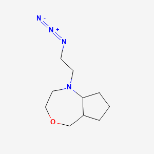 molecular formula C10H18N4O B1493228 1-(2-azidoethyl)octahydro-1H-cyclopenta[e][1,4]oxazepine CAS No. 2098072-83-2