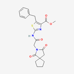 Methyl 5-benzyl-2-{[(1,3-dioxo-2-azaspiro[4.4]non-2-yl)acetyl]amino}-1,3-thiazole-4-carboxylate