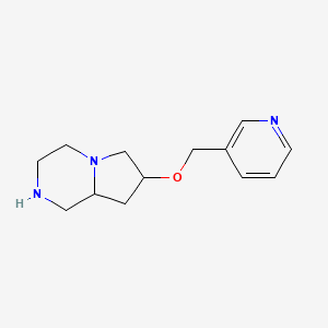 molecular formula C13H19N3O B1493356 7-(Pyridin-3-ylmethoxy)octahydropyrrolo[1,2-a]pyrazine 